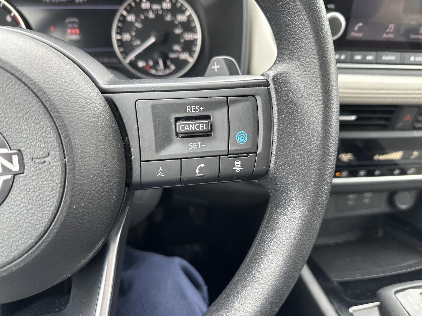 2024 Nissan Rogue AWD SV