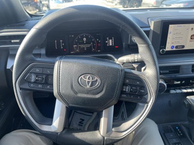 2025 Toyota 4Runner SR5 4WD (GS)