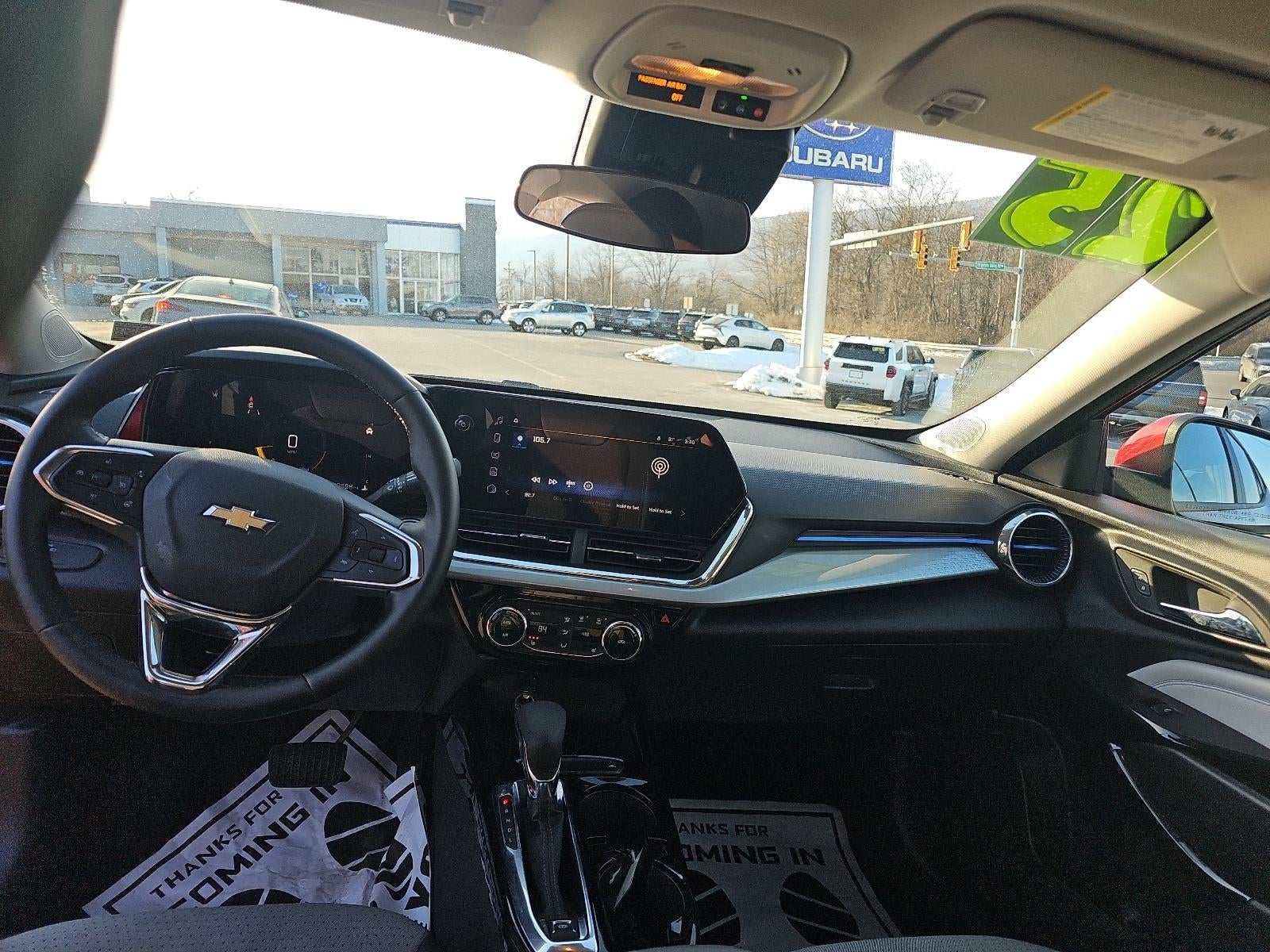 2025 Chevrolet Trax FWD 4dr LT