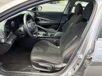 2025 Hyundai ELANTRA SEL Convenience IVT