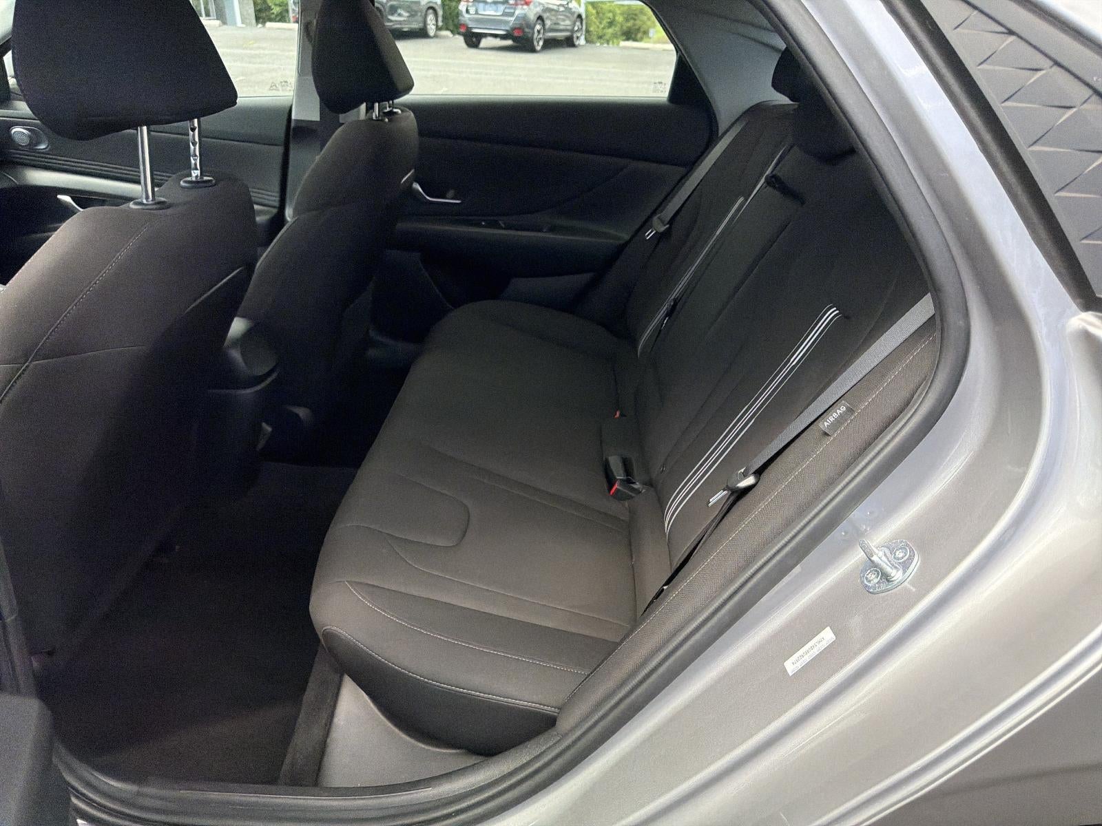 2025 Hyundai ELANTRA SEL Convenience IVT