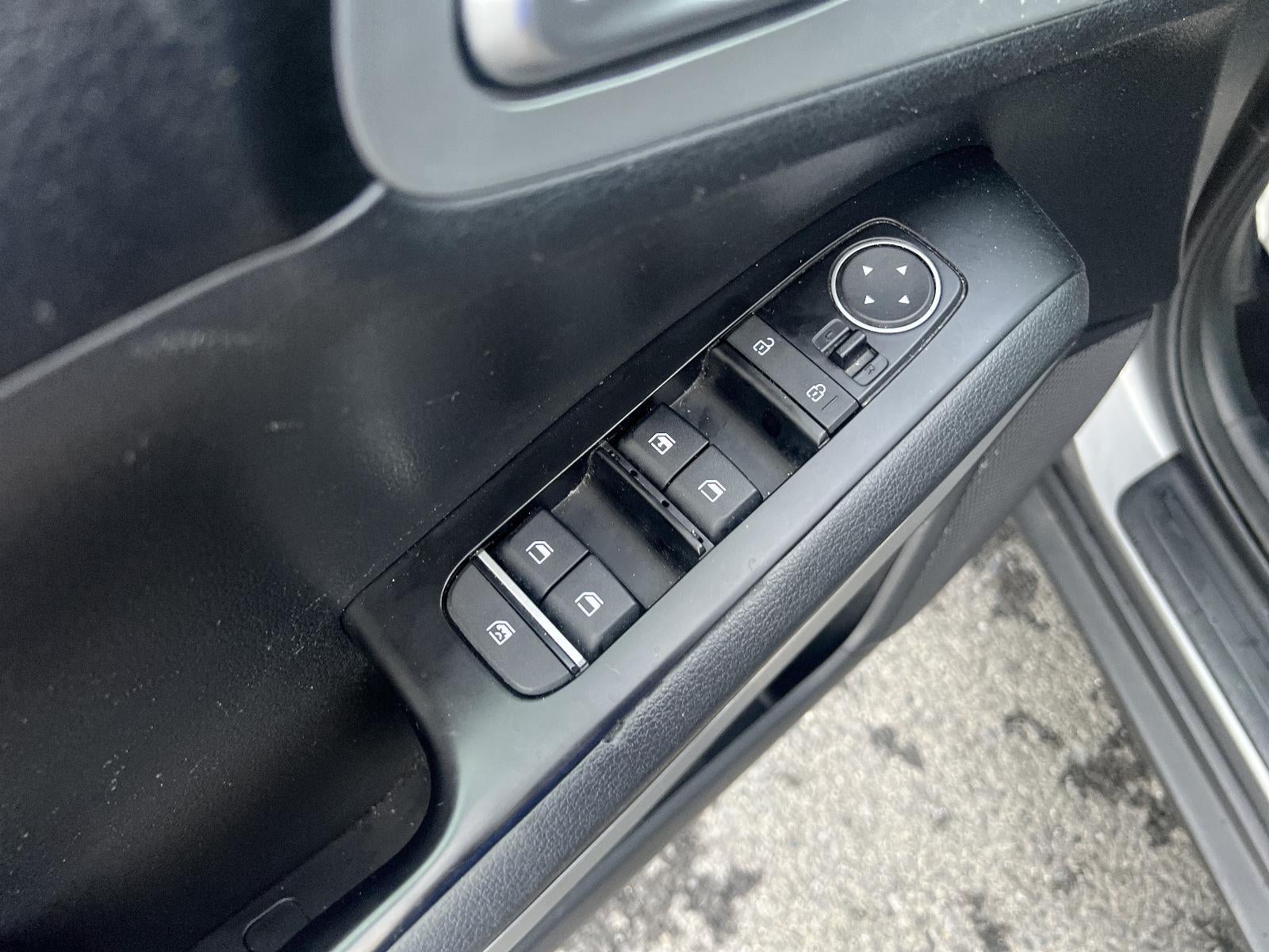 2024 Kia Soul LX IVT