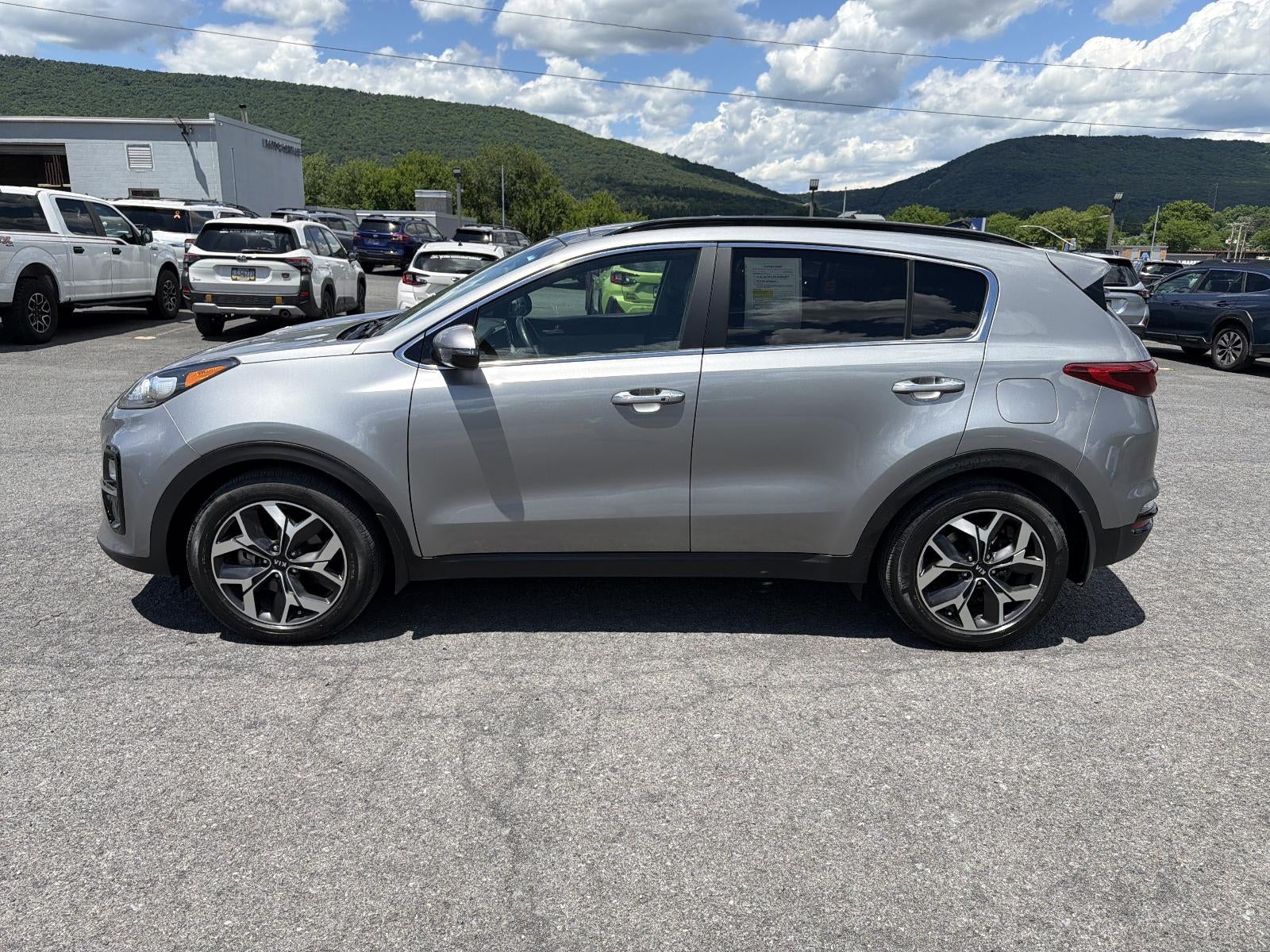 2022 Kia Sportage EX FWD