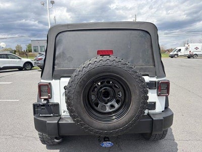 2015 Jeep Wrangler Unlimited 4WD 4dr Sport