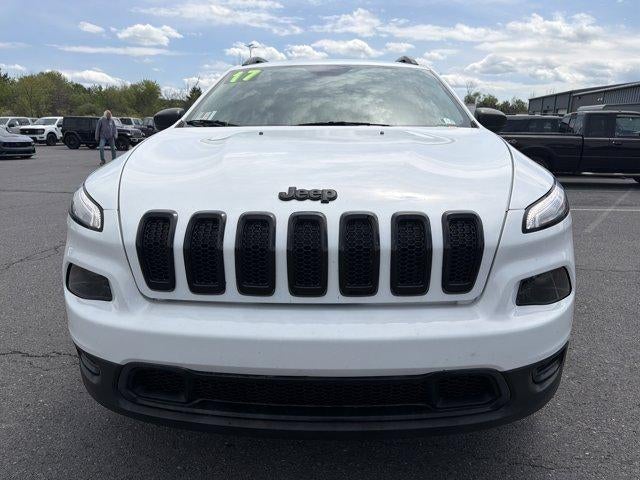 2017 Jeep Cherokee Altitude 4x4 *Ltd Avail*