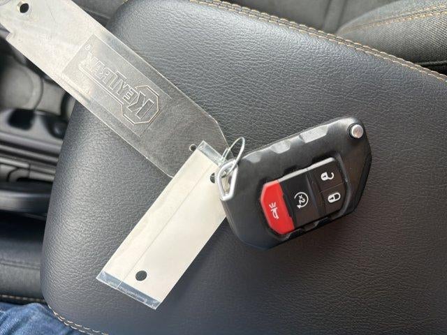 2025 Jeep Wrangler 4xe Sahara 4x4