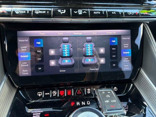 2024 Jeep Grand Wagoneer L Series II 4x4