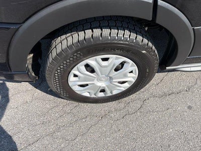 2024 Ford Transit Passenger Wagon T-350 148" Low Roof XLT RWD