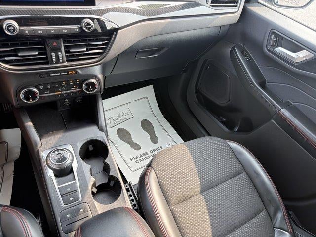2025 Ford Escape ST-Line Select AWD
