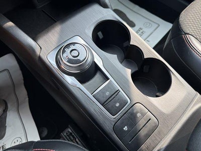 2025 Ford Escape ST-Line Select AWD