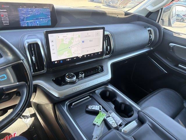 2025 Ford Expedition Max Platinum 4x4