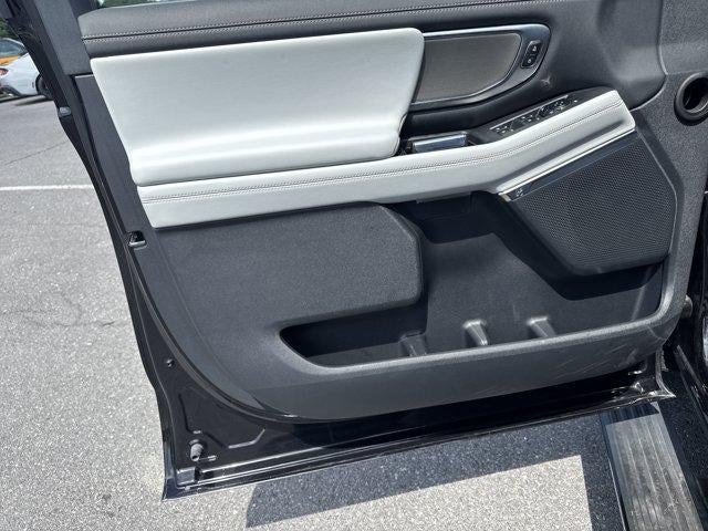 2025 Ford Expedition Max Platinum 4x4