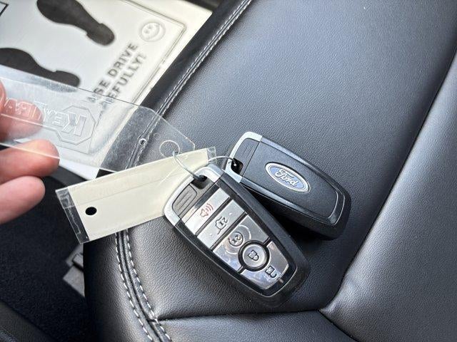 2024 Ford Explorer XLT 4WD