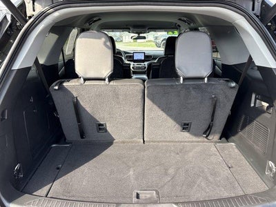 2024 Ford Explorer XLT 4WD