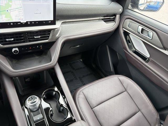 2026 Ford Explorer Platinum 4WD