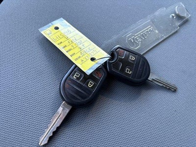 2012 Ford Super Duty F-250 SRW 4WD Crew Cab 6-3/4 Ft Box XLT