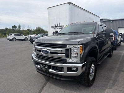 2017 Ford Super Duty F-250 SRW XLT 4WD Crew Cab 6.75' Box