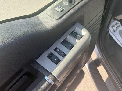2015 Ford Super Duty F-250 SRW 4WD Crew Cab 6-3/4 Ft Box Lariat