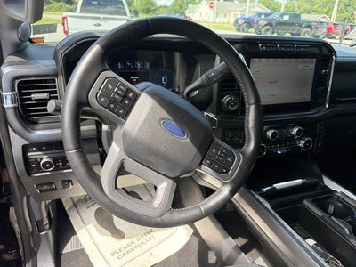 2023 Ford Super Duty F-250 SRW LARIAT 4WD Crew Cab 6.75' Box