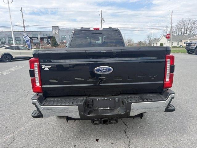 2024 Ford Super Duty F-350 SRW LARIAT 4WD Crew Cab 6.75' Box