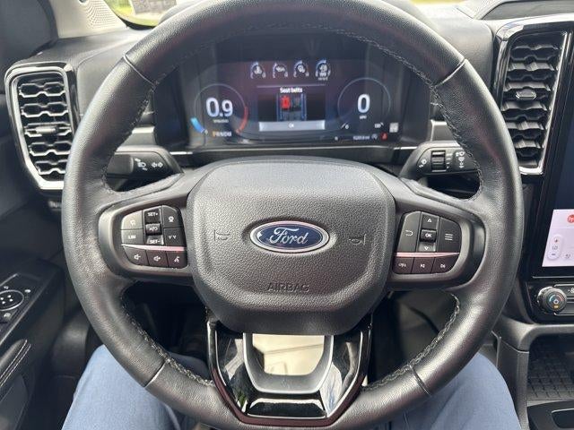 2024 Ford Ranger LARIAT 4WD SuperCrew 5' Box