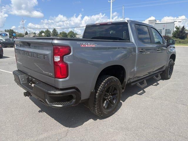 2020 Chevrolet Silverado 1500 Crew Cab Short Box 4-Wheel Drive Custom Trail Boss