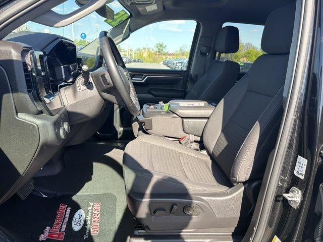 2025 Chevrolet Silverado 1500 Crew Cab Short Box 4-Wheel Drive LT 1LT