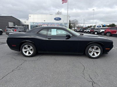 2023 Dodge Challenger SXT RWD