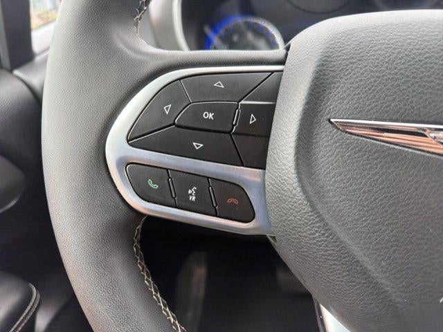 2025 Chrysler Pacifica Select FWD