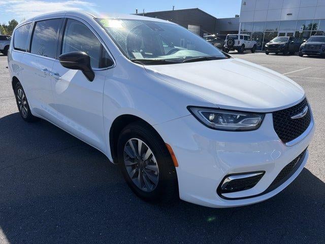 2024 Chrysler Pacifica Hybrid Select FWD