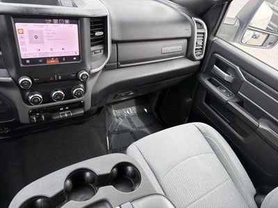 2024 RAM 3500 Big Horn 4x4 Crew Cab 8' Box