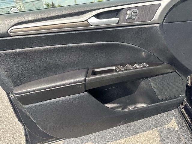 2020 Ford Fusion SEL FWD