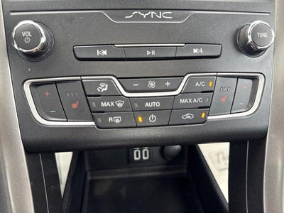 2020 Ford Fusion SEL FWD