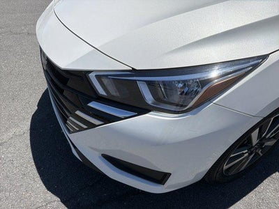 2024 Nissan Versa SV CVT