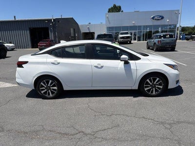2024 Nissan Versa SV CVT