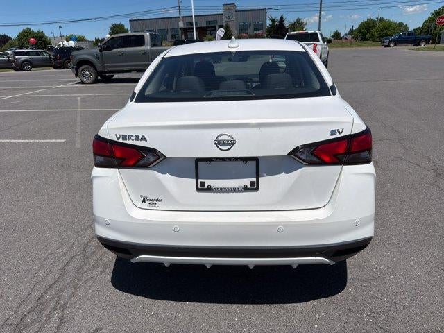2024 Nissan Versa SV CVT