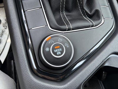 2025 Volkswagen Taos S 4MOTION