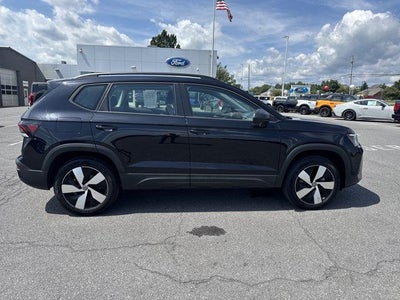 2025 Volkswagen Taos S 4MOTION