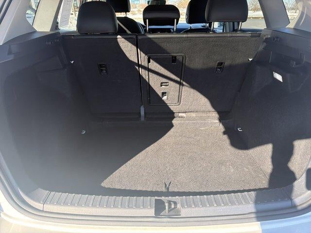 2024 Volkswagen Taos SE FWD