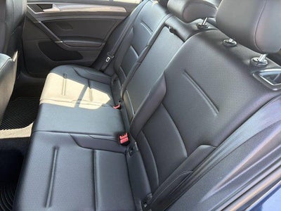 2017 Volkswagen Golf Alltrack 1.8T S DSG