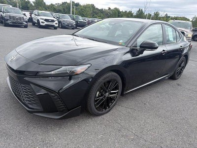 2025 Toyota Camry SE (SE)