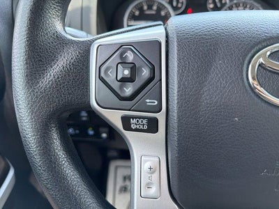 2016 Toyota Tundra 4WD Truck 4WD CrewMax Short Bed 5.7L SR5 (SE)
