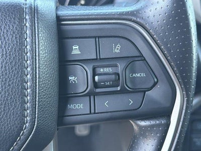 2025 Toyota Tundra 4WD 4WD SR5 CrewMax 5.5' Bed (SE)