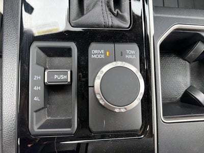 2025 Toyota Tundra 4WD 4WD SR5 CrewMax 5.5' Bed (SE)