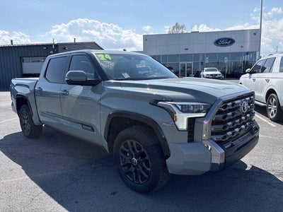 2024 Toyota Tundra 4WD 4WD Platinum CrewMax 5.5' Bed (Natl)