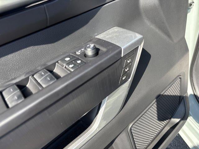 2024 Toyota Tundra 4WD 4WD Platinum CrewMax 5.5' Bed (Natl)