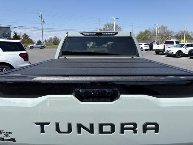 2024 Toyota Tundra 4WD 4WD Platinum CrewMax 5.5' Bed (Natl)
