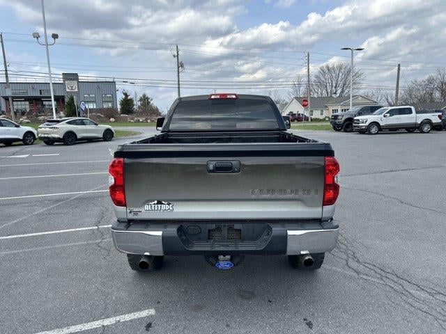 2014 Toyota Tundra 4WD Truck 4WD Double Cab Standard Bed 4.6L V8 SR5 (Natl)