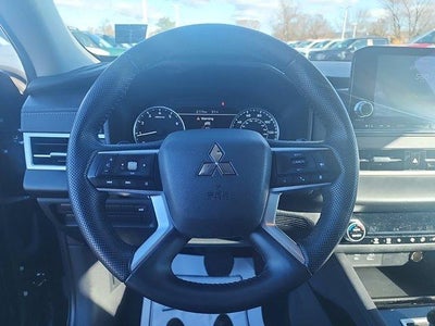 2023 Mitsubishi Outlander SE Special Edition FWD