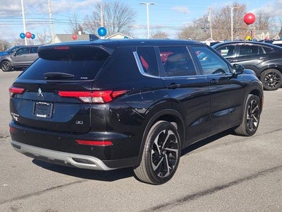 2023 Mitsubishi Outlander SE Special Edition FWD